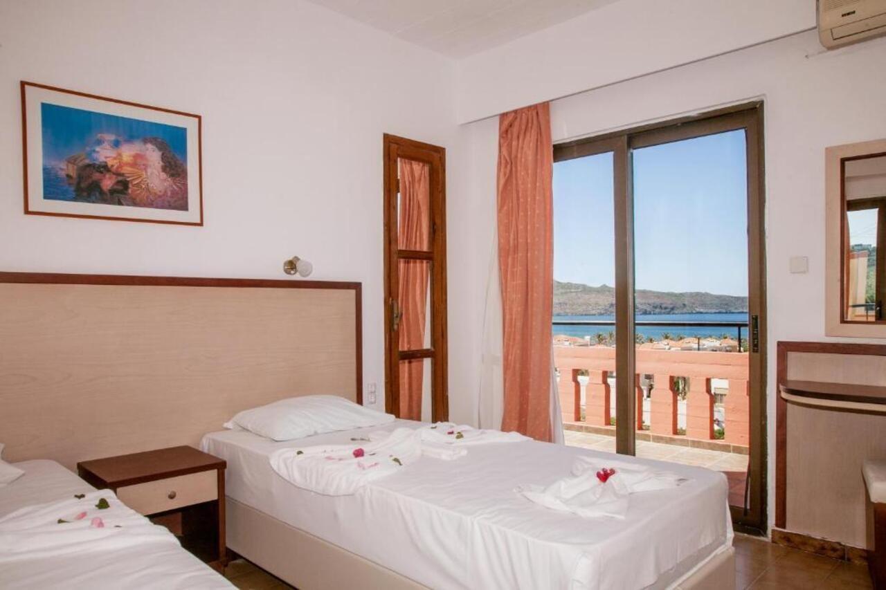 Ekavi Apartments Agia Marina Zewnętrze zdjęcie