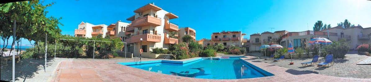 Ekavi Apartments Agia Marina Zewnętrze zdjęcie
