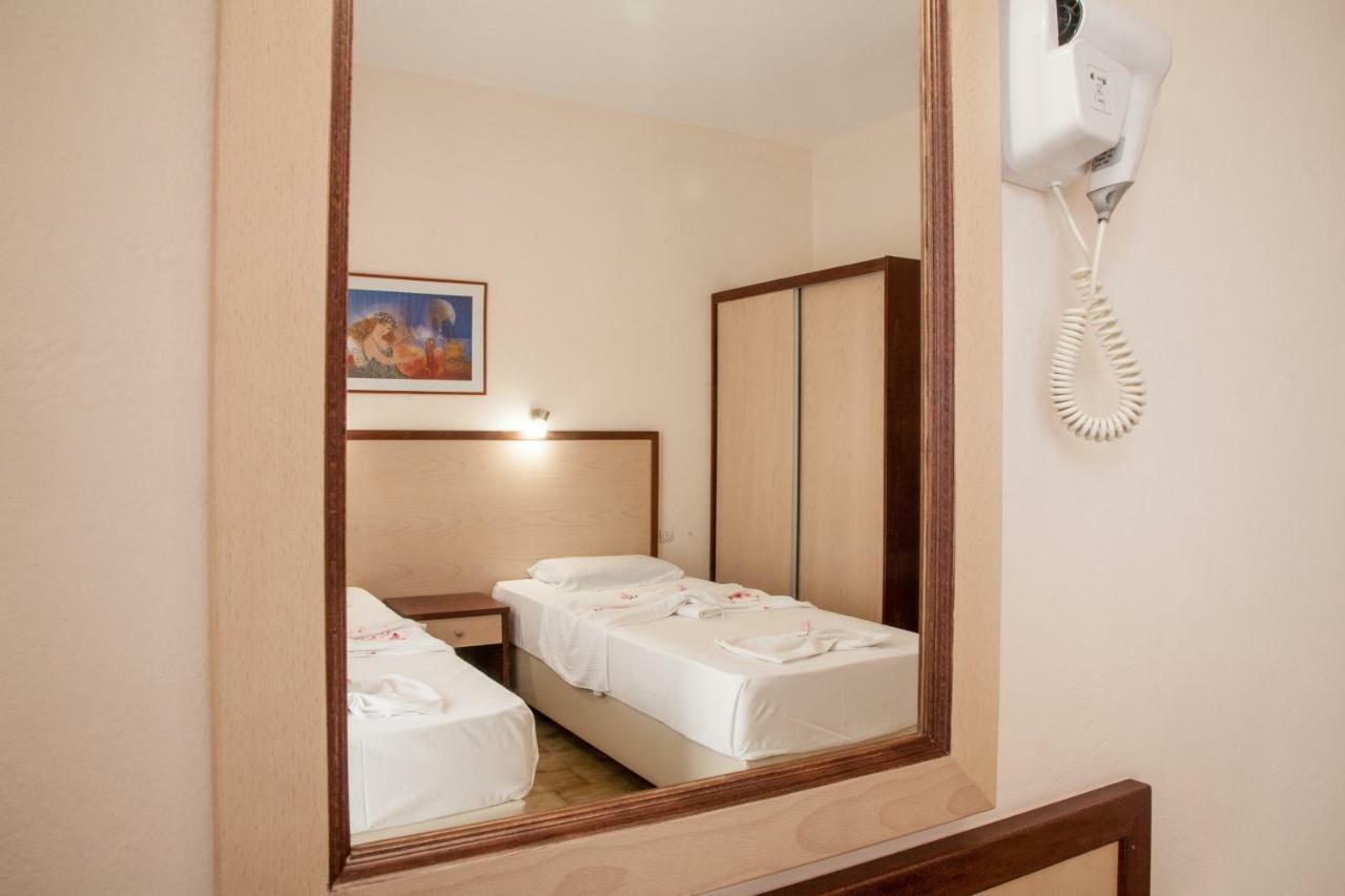 Ekavi Apartments Agia Marina Zewnętrze zdjęcie