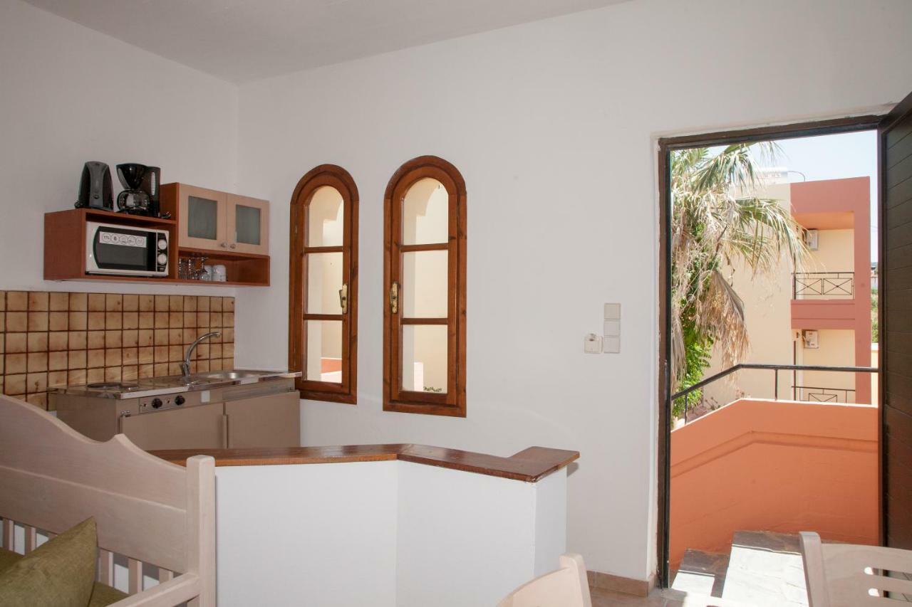 Ekavi Apartments Agia Marina Zewnętrze zdjęcie