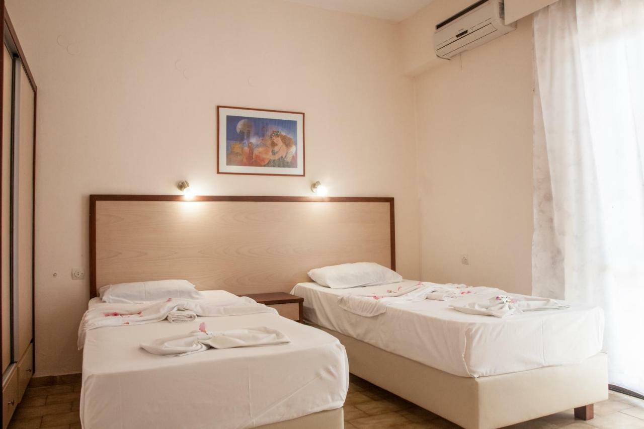 Ekavi Apartments Agia Marina Zewnętrze zdjęcie