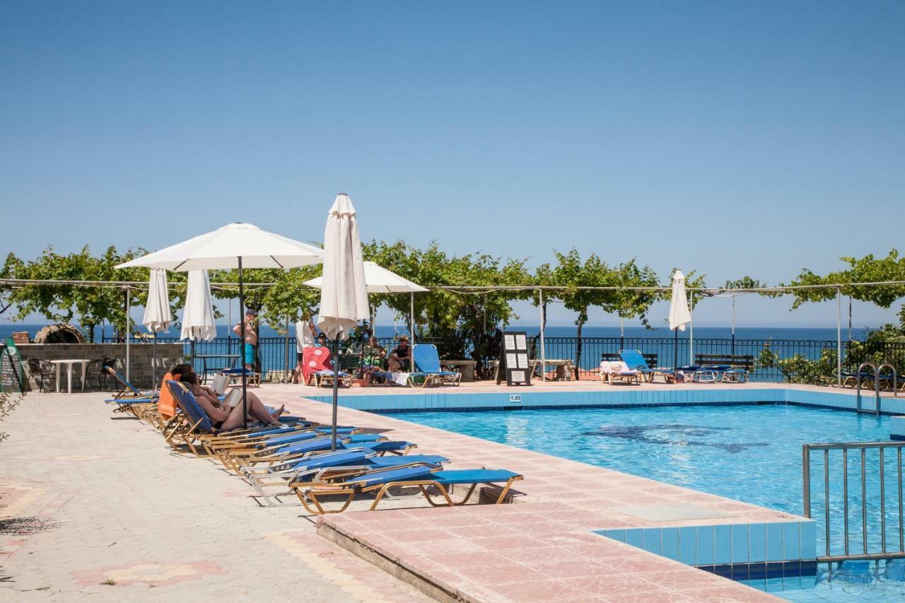 Ekavi Apartments Agia Marina Zewnętrze zdjęcie