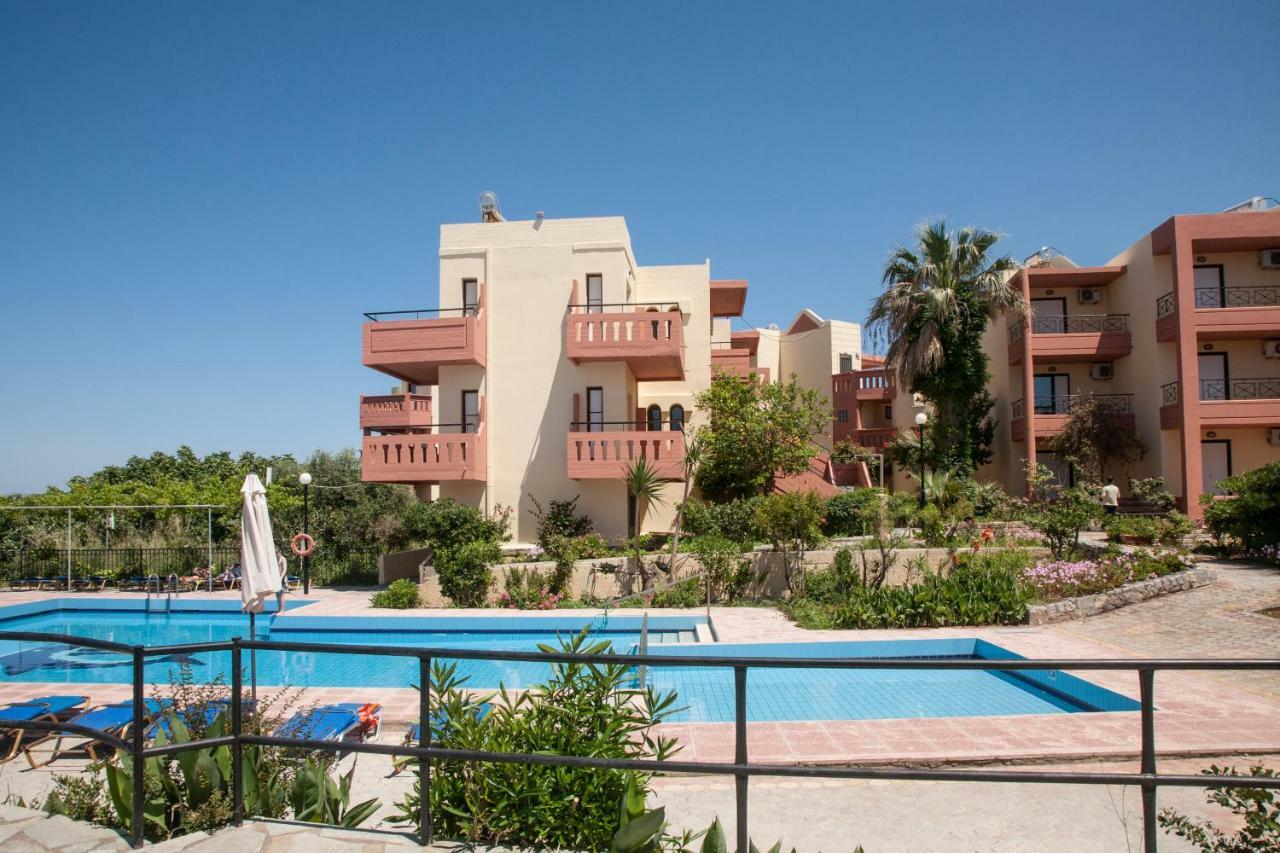 Ekavi Apartments Agia Marina Zewnętrze zdjęcie